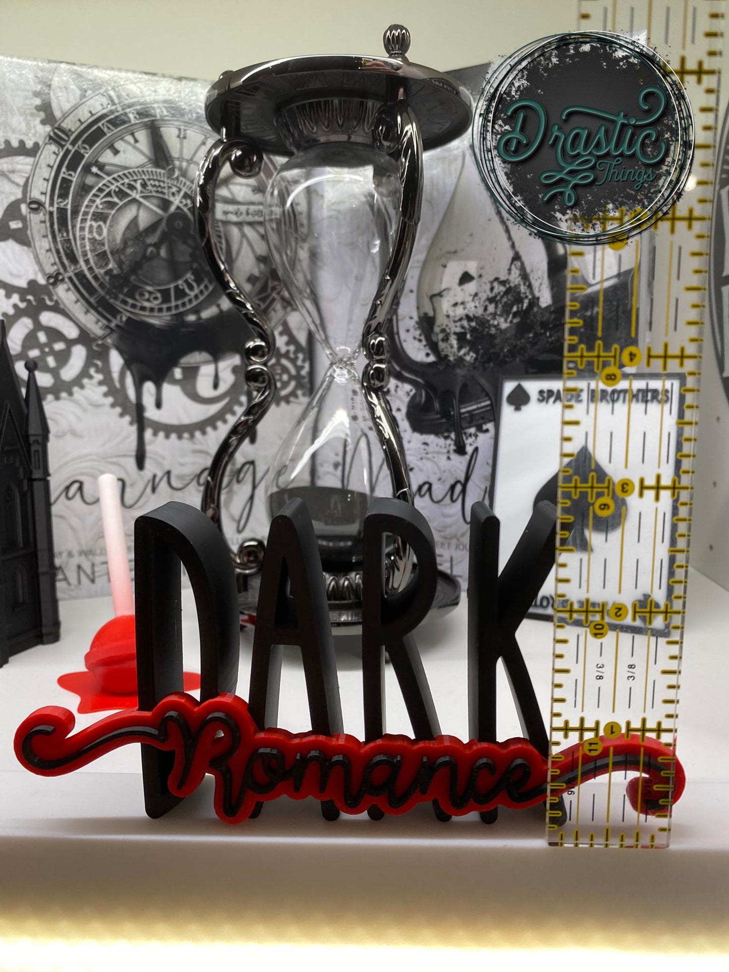 Bookshelf Word, Dark romance