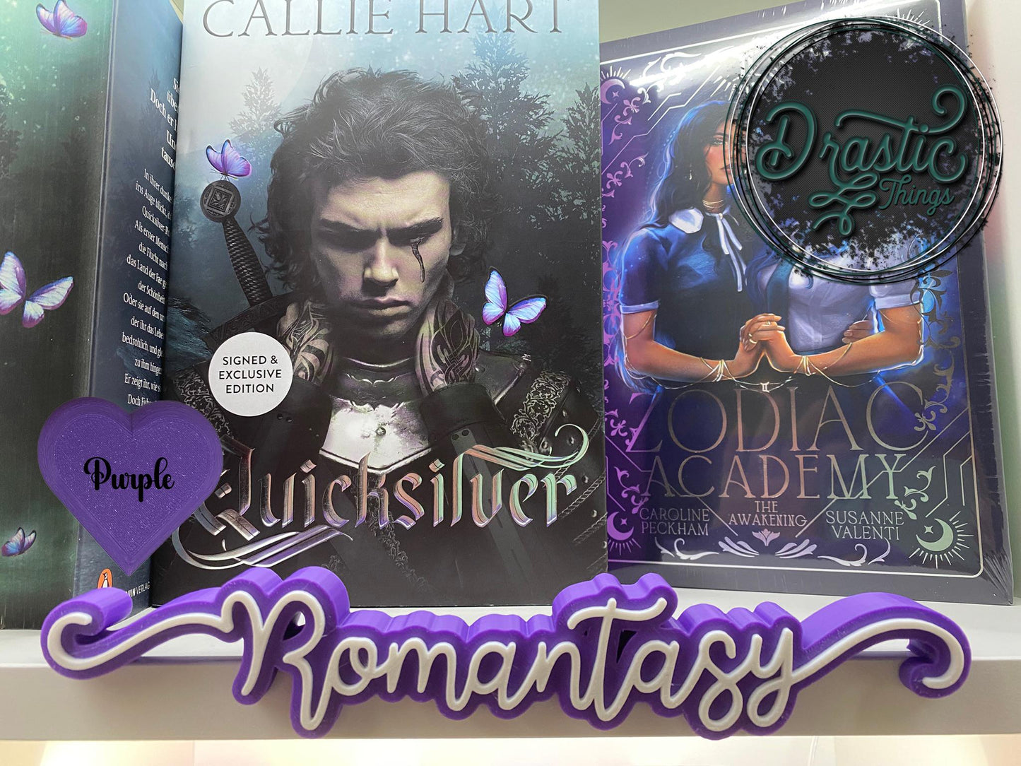 Bookshelf Words, Ramantasy, Romance, Fantasy